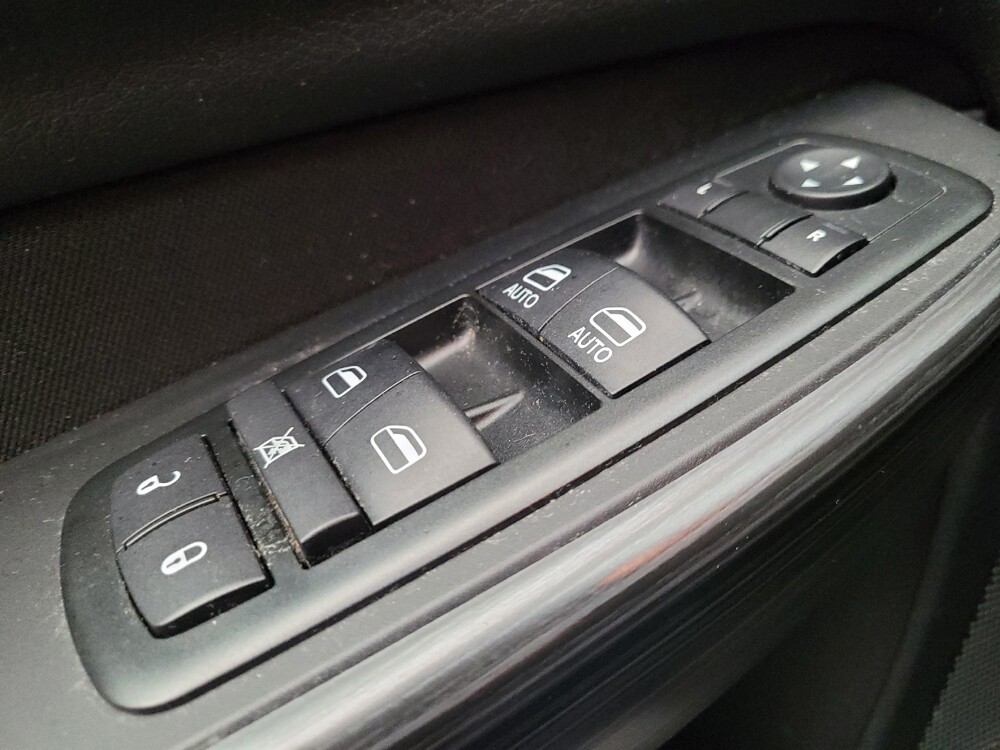2014 Jeep Cherokee in Riverside, CA 92504 - 18146346 27