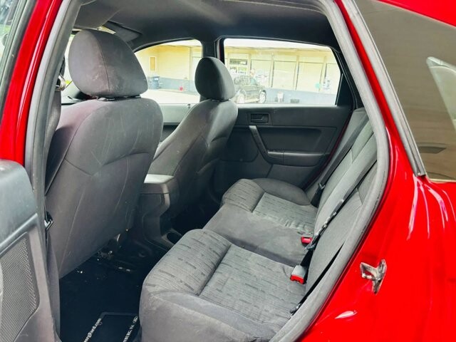 2011 Ford Focus in Harrisonburg, VA 22801 - 18146351 6