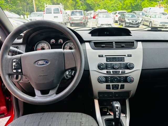 2011 Ford Focus in Harrisonburg, VA 22801 - 18146351 7
