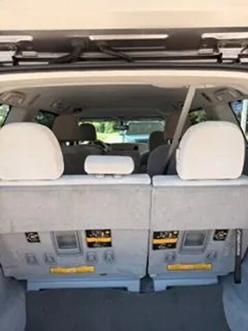 2011 Toyota Sienna in Harrisonburg, VA 22801 - 18146352 5