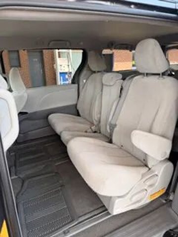 2011 Toyota Sienna in Harrisonburg, VA 22801 - 18146352 6