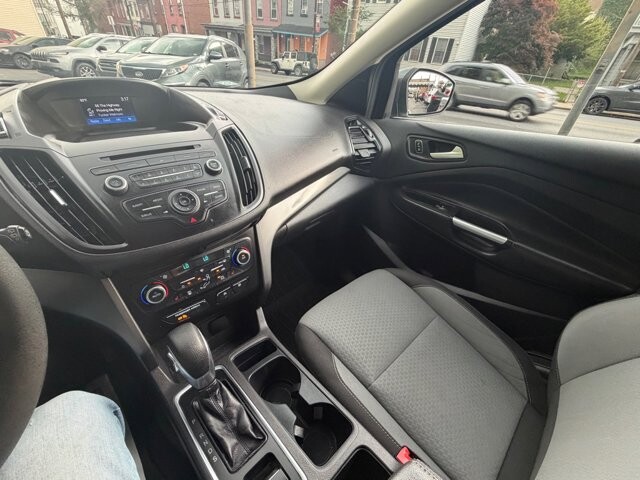 2018 Ford Escape in Pottsville, PA 17901 - 18146359 10