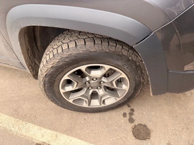 2020 Jeep Cherokee in Wadena, MN 56482 - 18146365 3