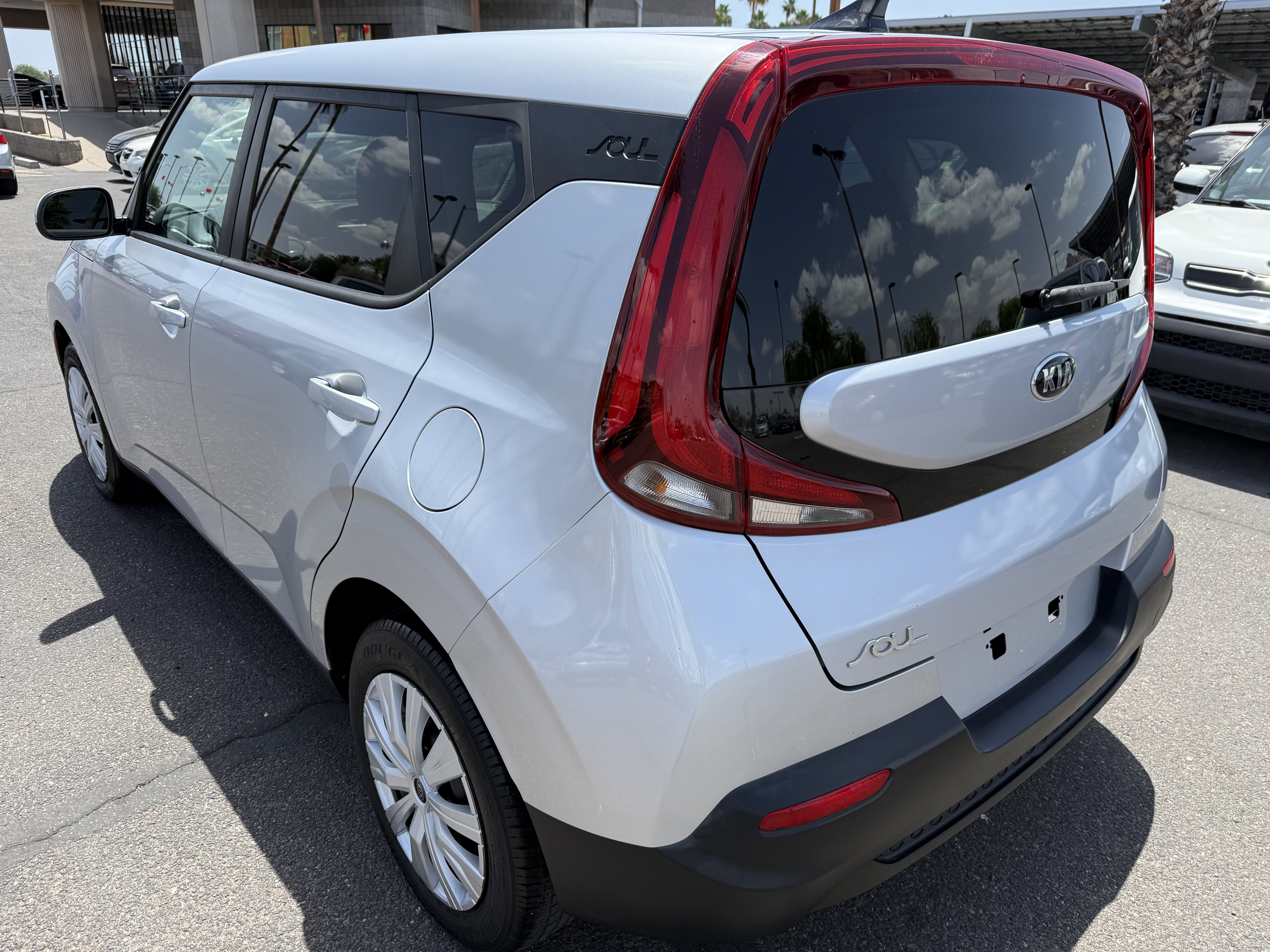 2020 Kia Soul in Phoenix, AZ 85022 - 18146372 6
