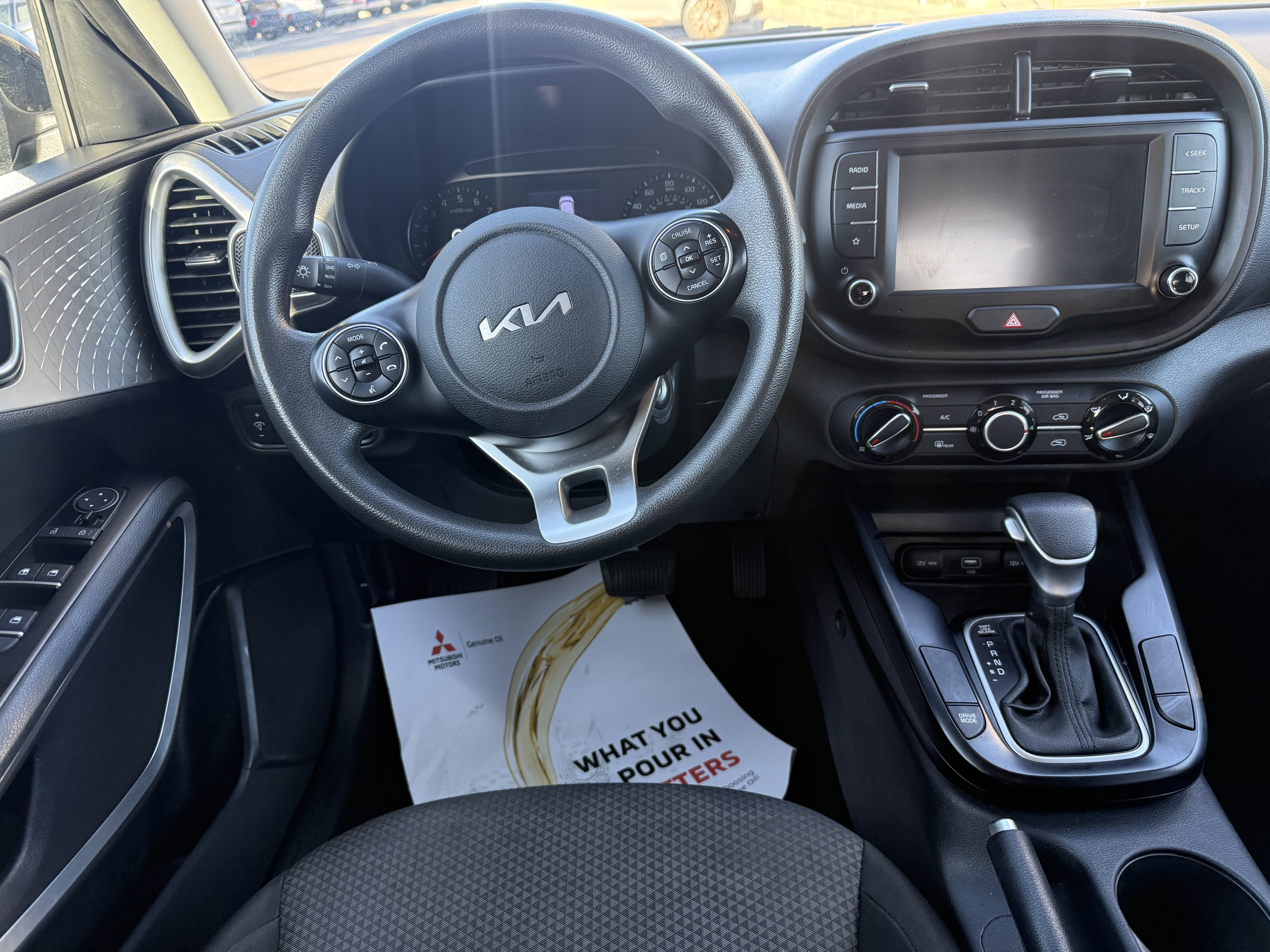 2022 Kia Soul in Phoenix, AZ 85022 - 18146374 7