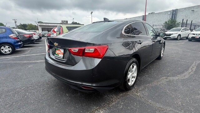 2017 Chevrolet Malibu in Dallas, TX 75228 - 18146422 6