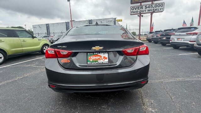 2017 Chevrolet Malibu in Dallas, TX 75228 - 18146422 7