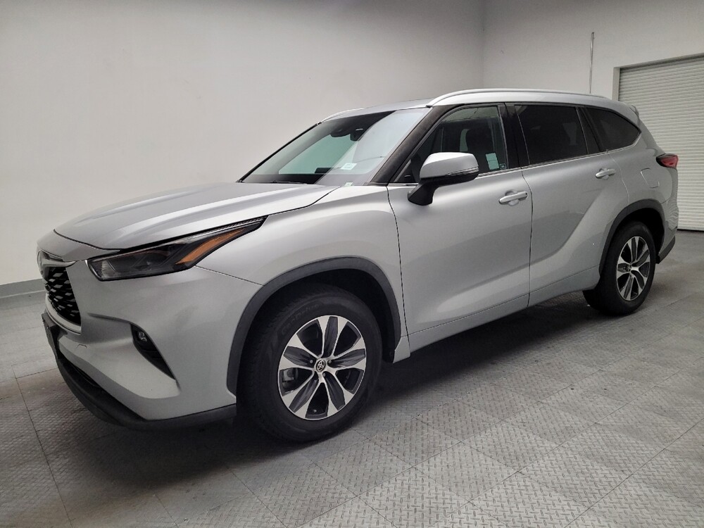 2022 Toyota Highlander in Riverside, CA 92504 - 18146427 2