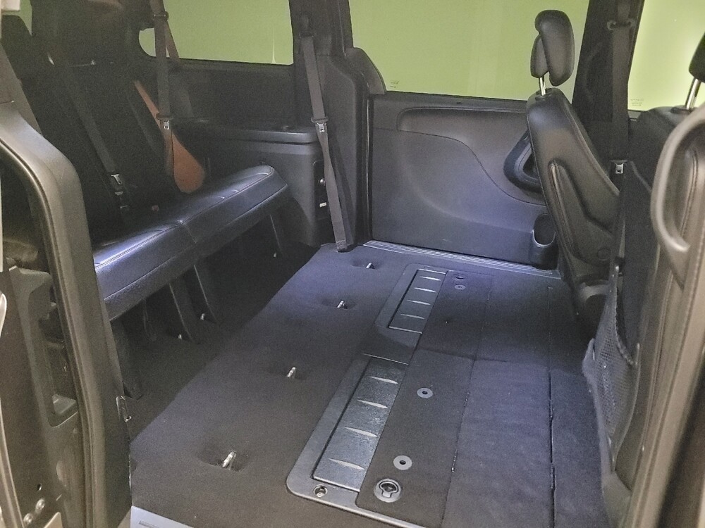 2019 Dodge Grand Caravan in Torrance, CA 90504 - 18146429 19