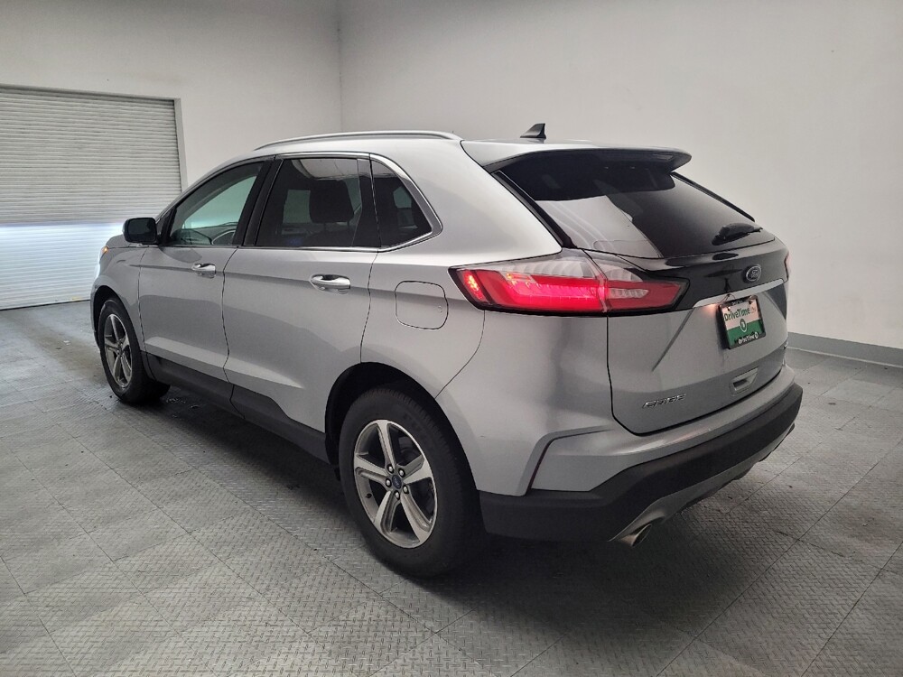 2020 Ford Edge in Downey, CA 90241 - 18146437 3