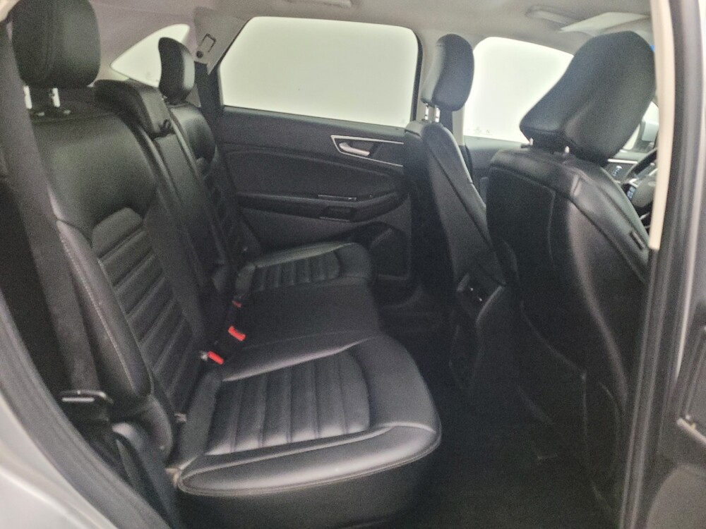2020 Ford Edge in Downey, CA 90241 - 18146437 19