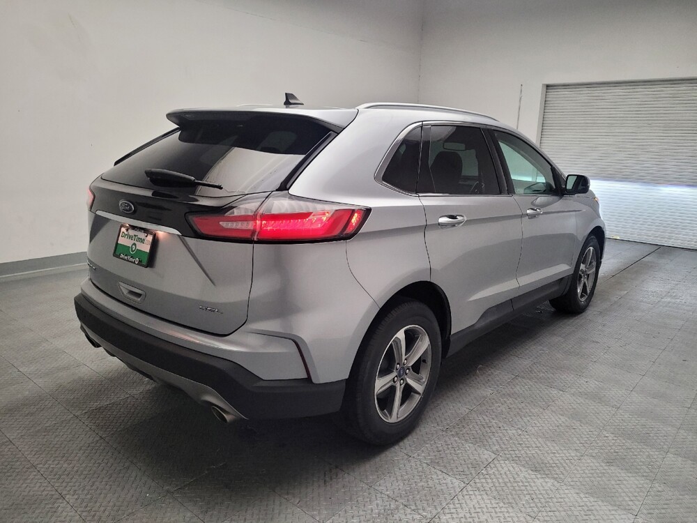 2020 Ford Edge in Downey, CA 90241 - 18146437 9