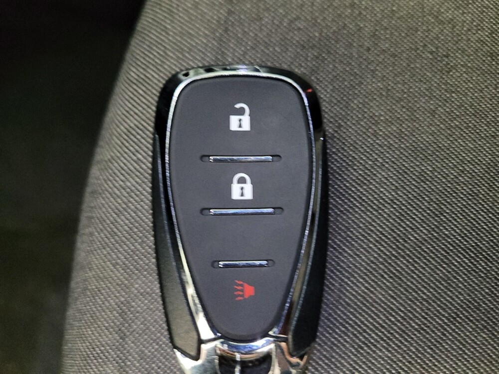 2021 Chevrolet Equinox in Riverside, CA 92504 - 18146440 32