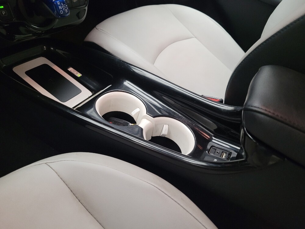 2017 Toyota Prius Prime in Riverside, CA 92504 - 18146443 26