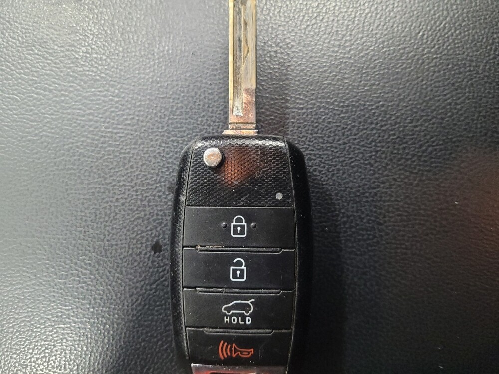 2020 Kia Sorento in Birmingham, AL 35215 - 18146445 32
