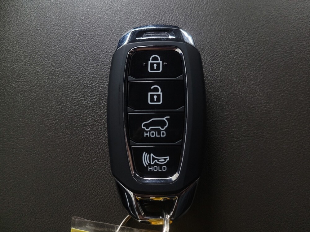 2019 Hyundai Santa Fe in Knoxville, TN 37923 - 18146450 32