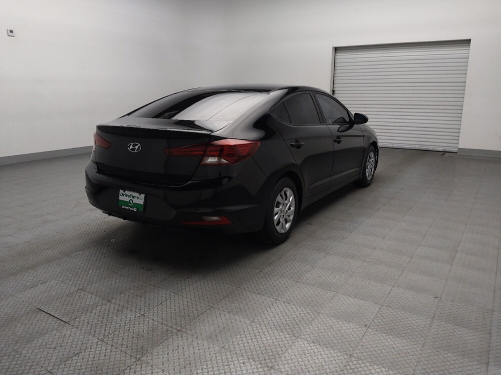 2019 Hyundai Elantra in Arlington, TX 76011 - 18146489 9