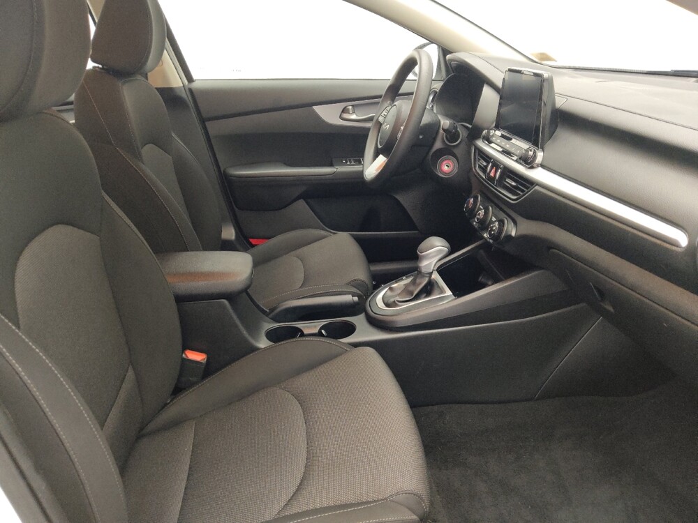2022 Kia Forte in Jacksonville, FL 32210 - 18146527 21