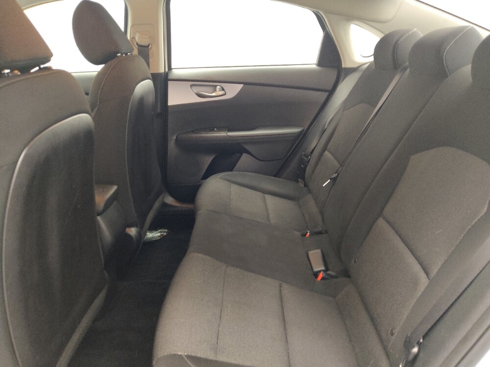 2022 Kia Forte in Jacksonville, FL 32210 - 18146527 18