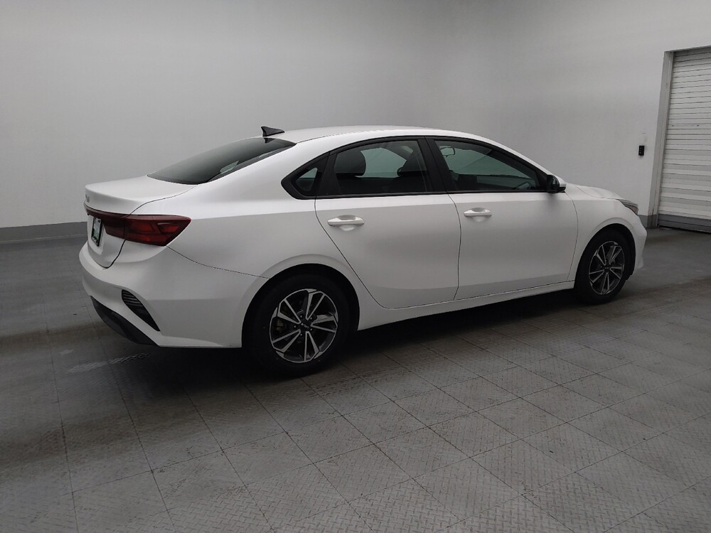 2022 Kia Forte in Jacksonville, FL 32210 - 18146527 10