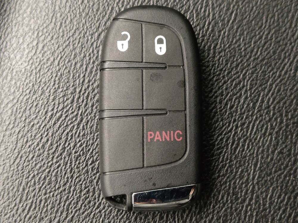 2020 Jeep Compass in Houston, TX 77074 - 18146604 32
