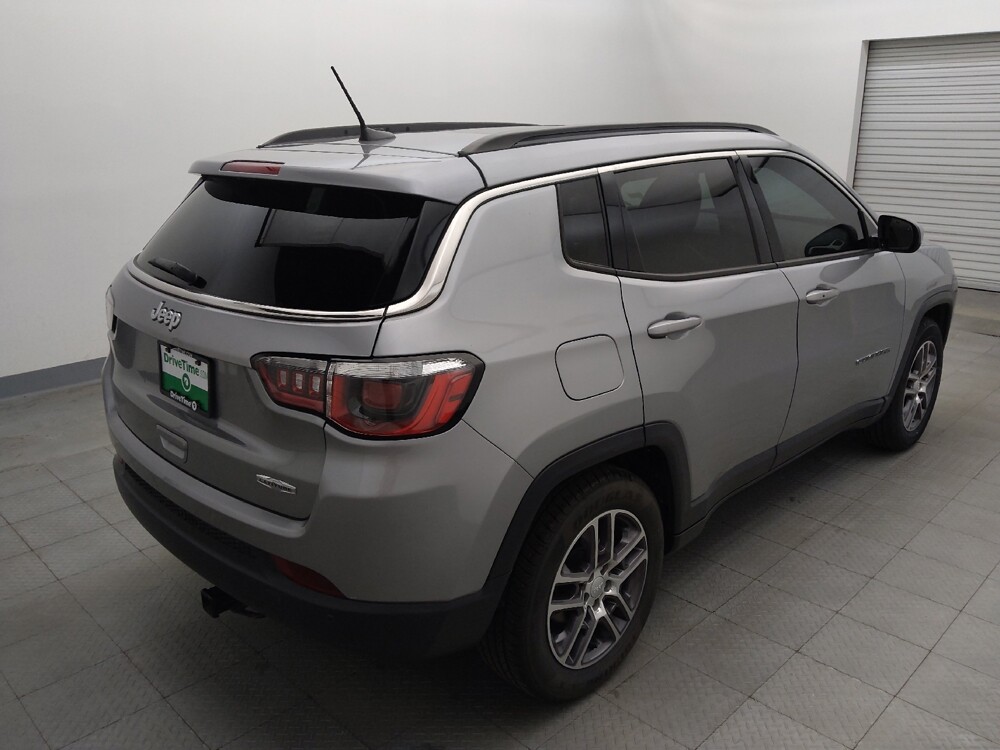 2020 Jeep Compass in Houston, TX 77074 - 18146604 9