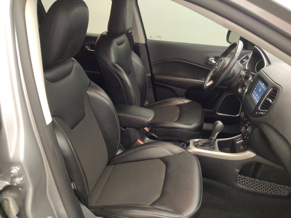 2020 Jeep Compass in Houston, TX 77074 - 18146604 21