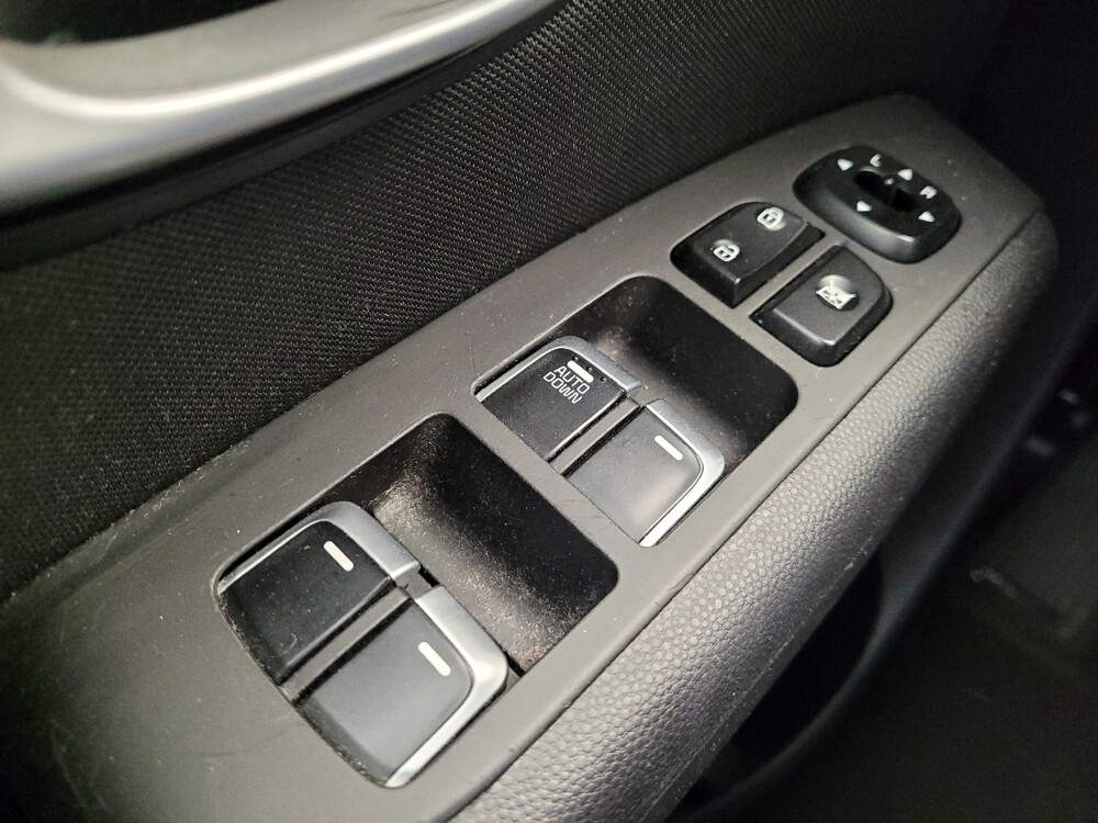2018 Kia Soul in Columbus, OH 43228 - 18146623 27
