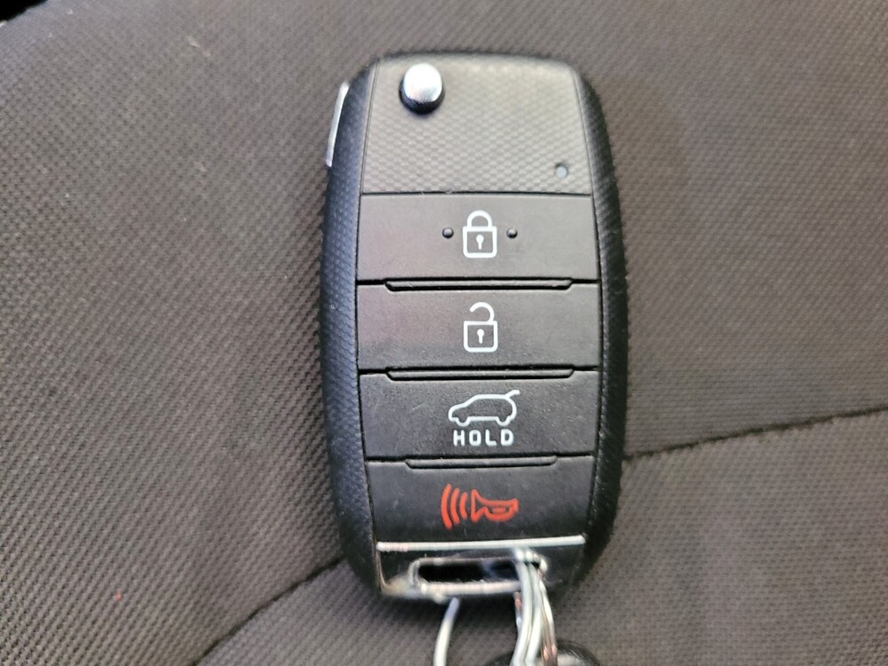 2018 Kia Soul in Columbus, OH 43228 - 18146623 32