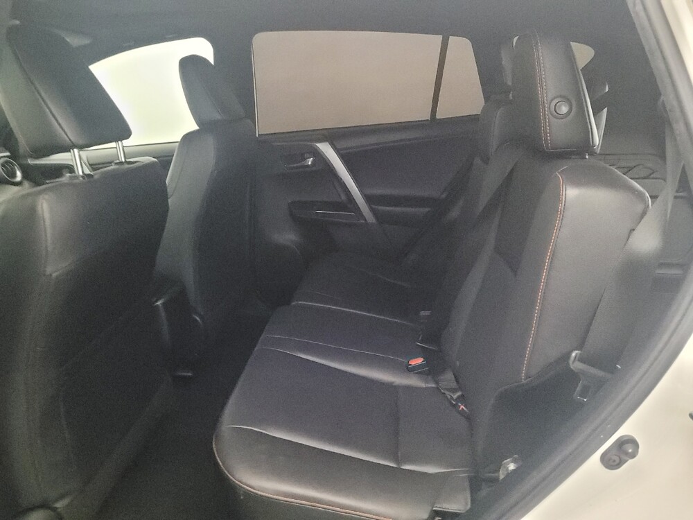 2018 Toyota RAV4 in Owings Mills, MD 21117 - 18146639 18