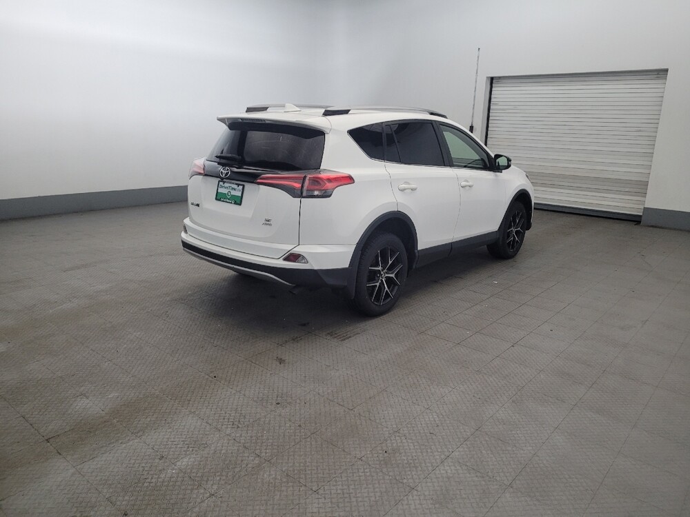 2018 Toyota RAV4 in Owings Mills, MD 21117 - 18146639 9