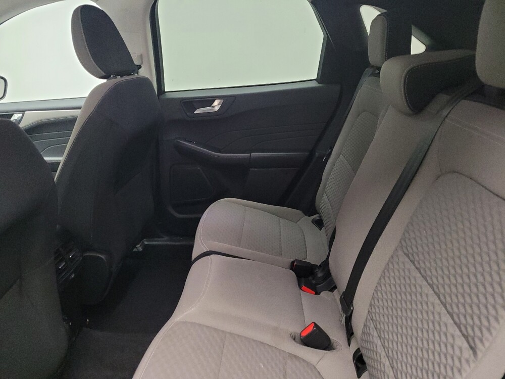2021 Ford Escape in Eastpointe, MI 48021 - 18146654 18