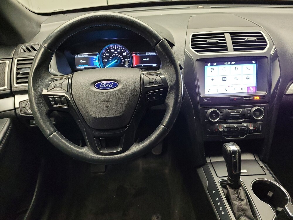 2017 Ford Explorer in Taylor, MI 48180 - 18146656 22