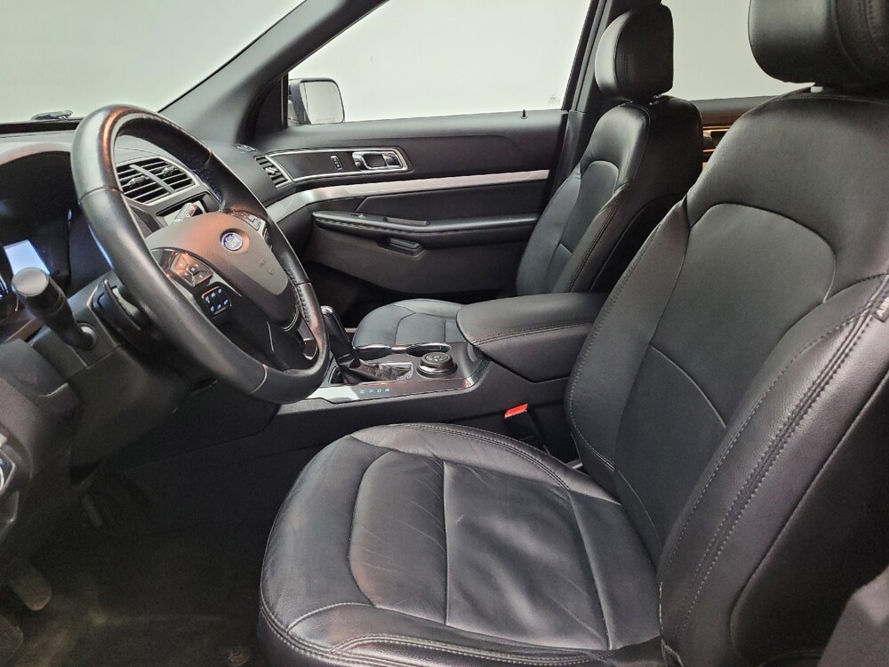 2017 Ford Explorer in Taylor, MI 48180 - 18146656 17