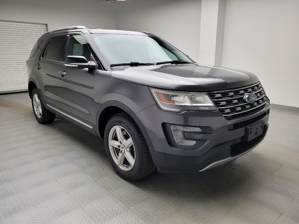 2017 Ford Explorer in Taylor, MI 48180 - 18146656 13