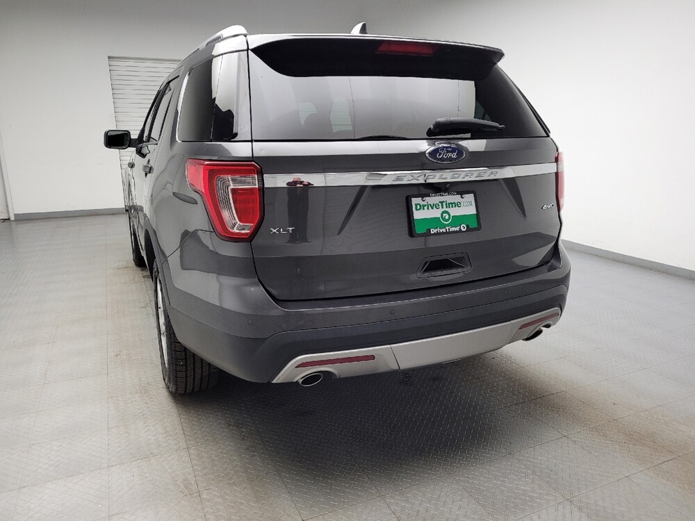 2017 Ford Explorer in Taylor, MI 48180 - 18146656 6