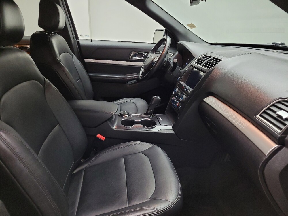 2017 Ford Explorer in Taylor, MI 48180 - 18146656 21