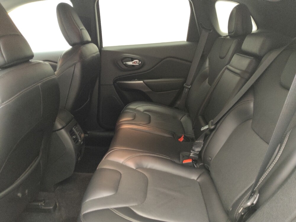 2019 Jeep Cherokee in Taylor, MI 48180 - 18146659 18