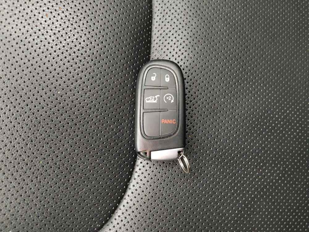 2019 Jeep Cherokee in Taylor, MI 48180 - 18146659 32