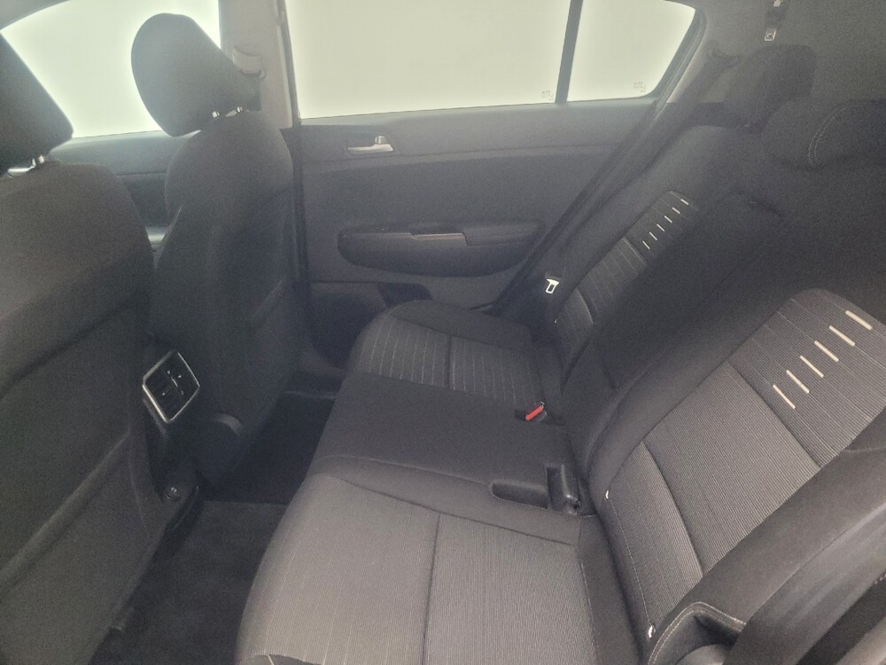 2018 Kia Sportage in Indianapolis, IN 46222 - 18146663 18