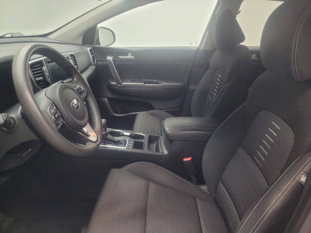 2018 Kia Sportage in Indianapolis, IN 46222 - 18146663 17