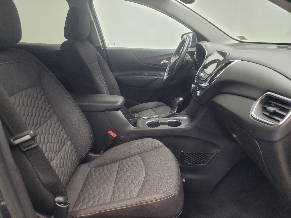 2019 Chevrolet Equinox in Indianapolis, IN 46222 - 18146671 21
