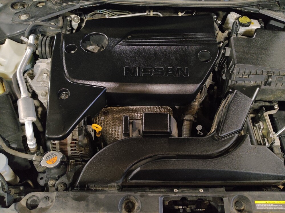 2018 Nissan Altima in Orlando, FL 32808 - 18146677 30
