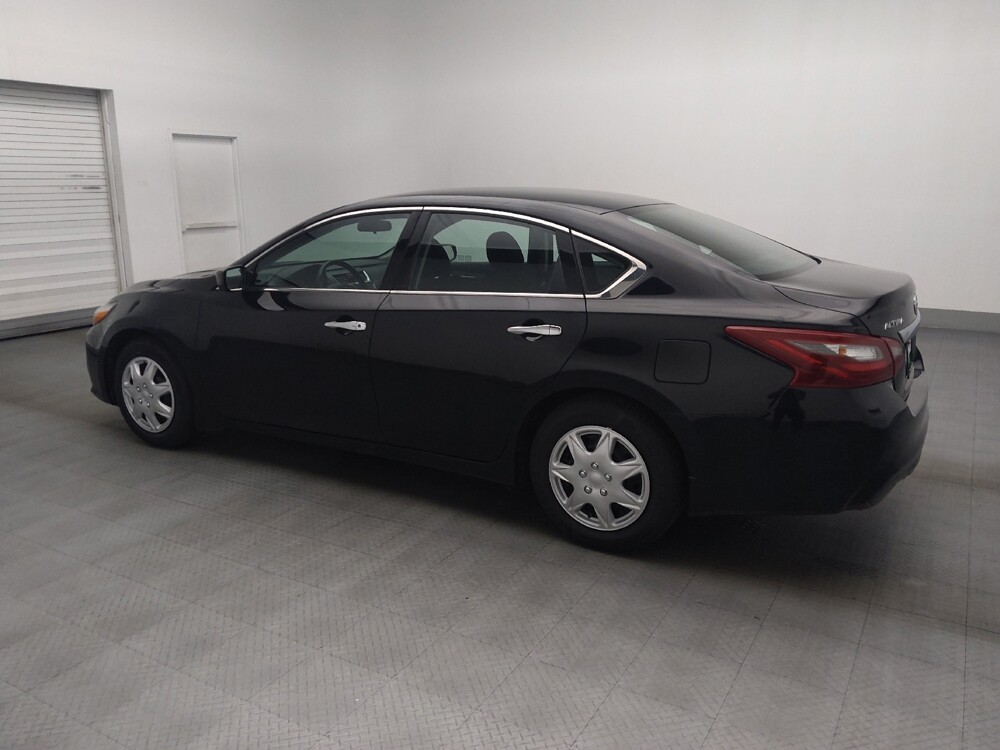 2018 Nissan Altima in Orlando, FL 32808 - 18146677 3