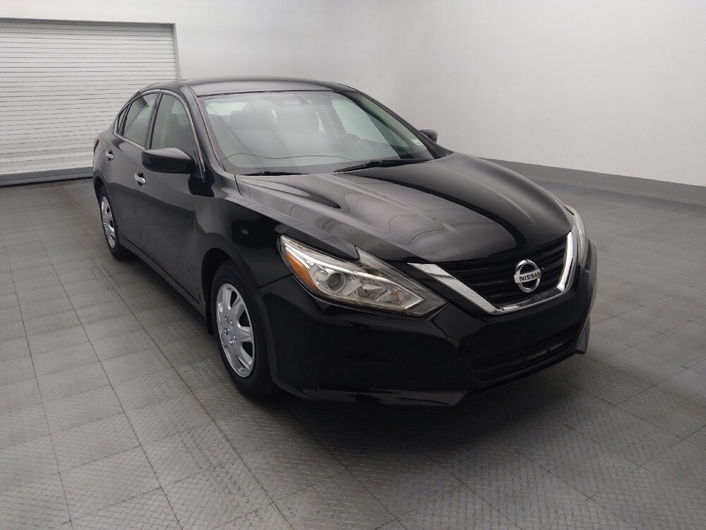 2018 Nissan Altima in Orlando, FL 32808 - 18146677 13