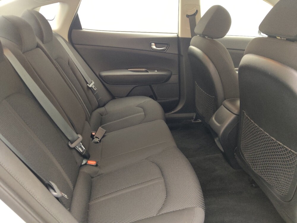 2020 Kia Optima in Orlando, FL 32808 - 18146686 19