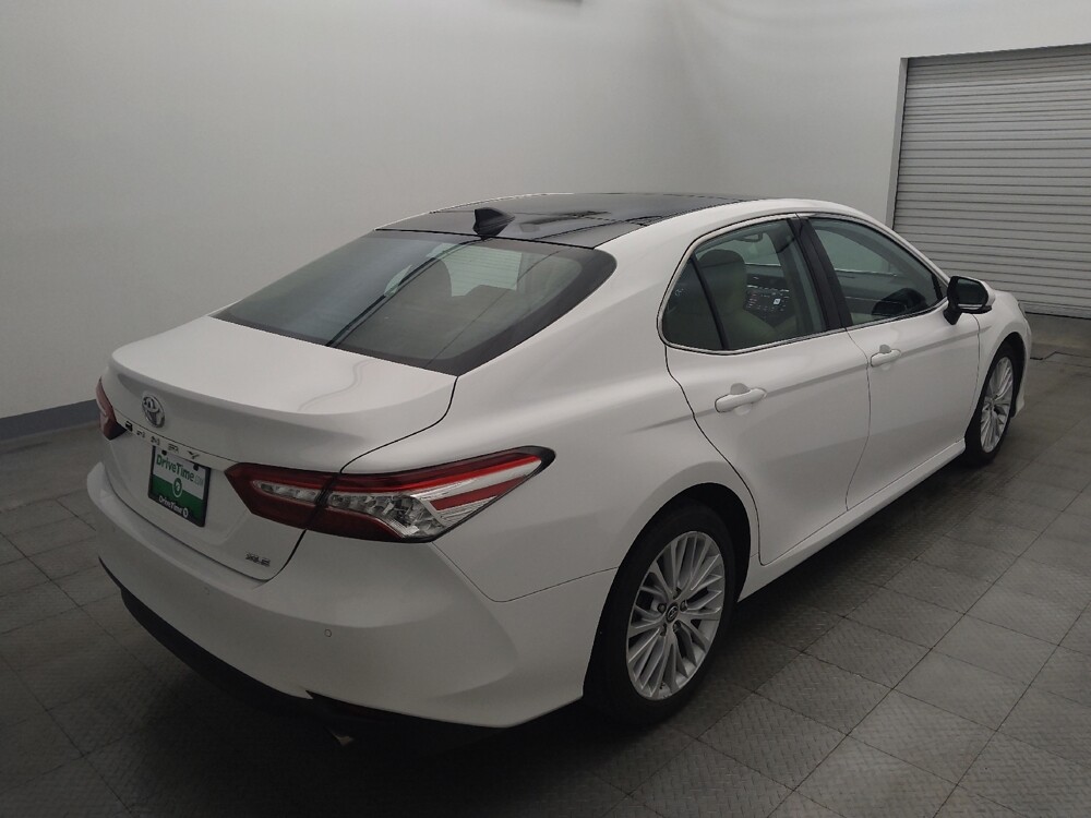 2019 Toyota Camry in Houston, TX 77034 - 18146693 9