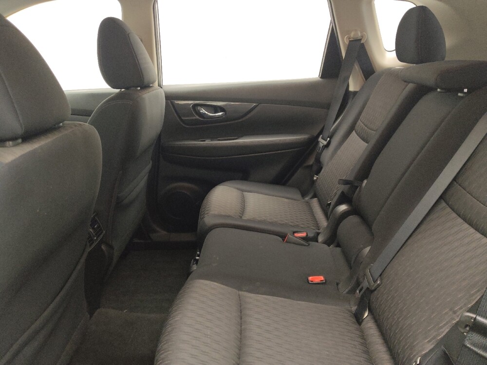 2017 Nissan Rogue in Lombard, IL 60148 - 18146711 18
