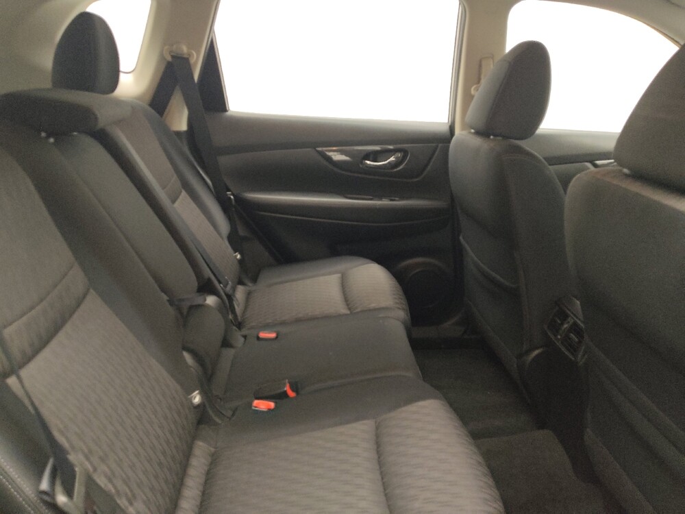 2017 Nissan Rogue in Lombard, IL 60148 - 18146711 19