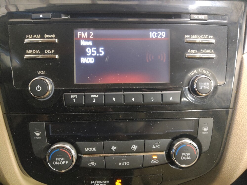 2016 Nissan Rogue in Morrow, GA 30260 - 18146790 25